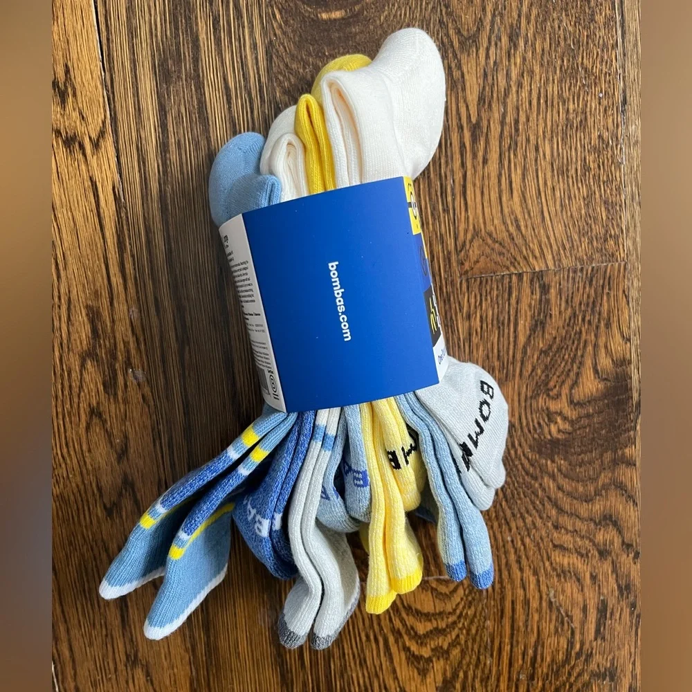 BOMBAS MINIONS 4 PACK CALF CREW SOCKS M UNISEX